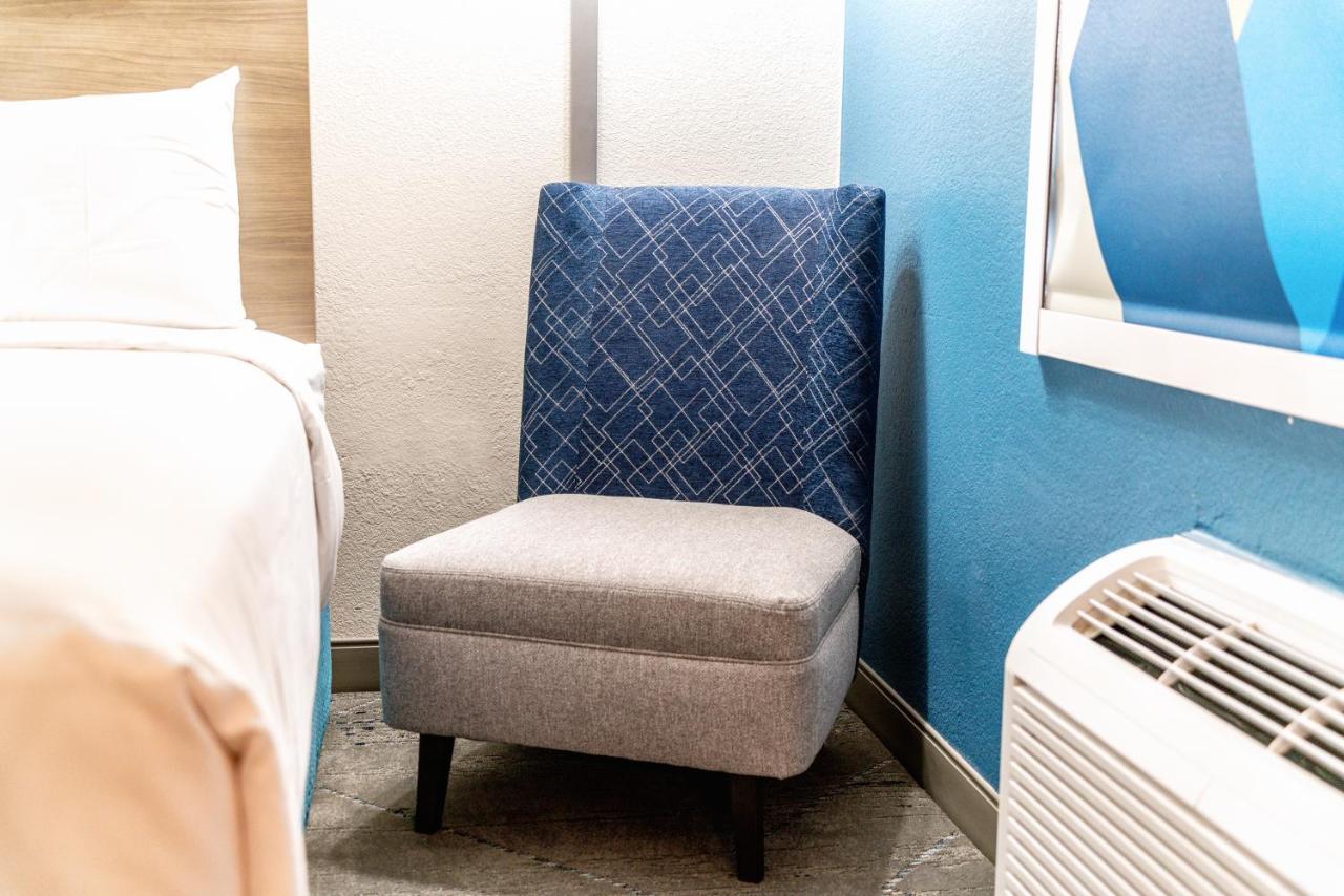 Holiday Inn Express & Suites Phoenix - Mesa West By Ihg Εξωτερικό φωτογραφία