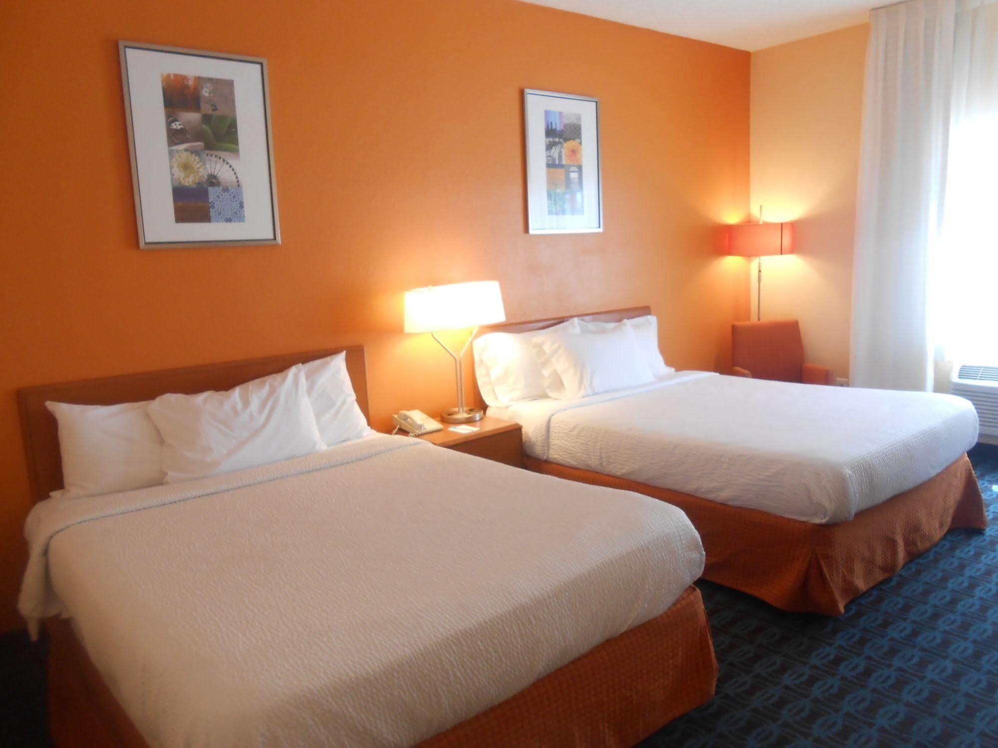 Holiday Inn Express & Suites Phoenix - Mesa West By Ihg Εξωτερικό φωτογραφία